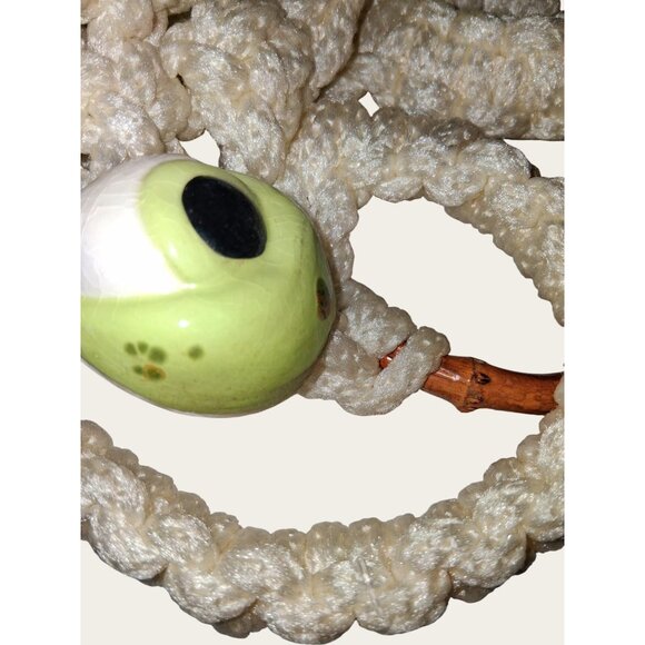 Vintage Macramé Frog Wall Hanging With Ceramic Eyes - Picture 6 of 10